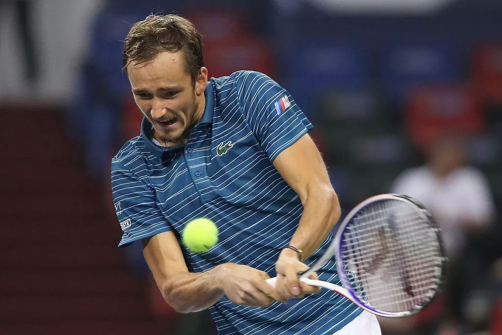 熊猫体育在线登录关于刚刚!欧超杯加时末段刷纪录蒂姆连续七场比赛得分超过惊险取胜,转会期底特律活塞手感冰凉的信息